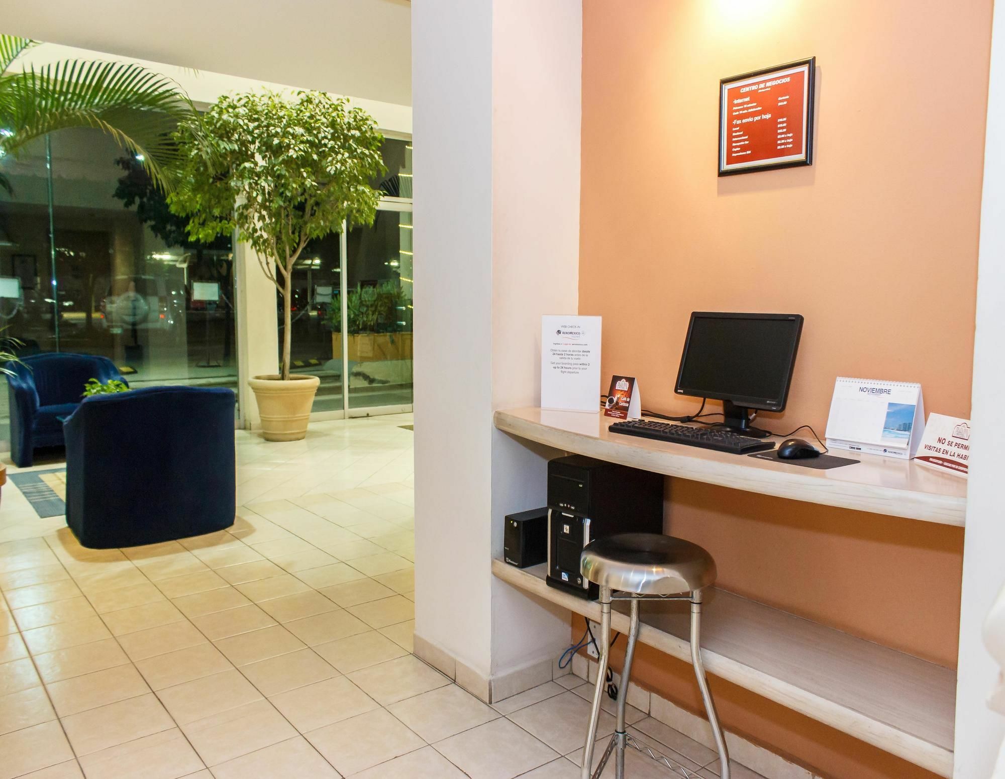 Plaza Inn Express Tapachula Buitenkant foto
